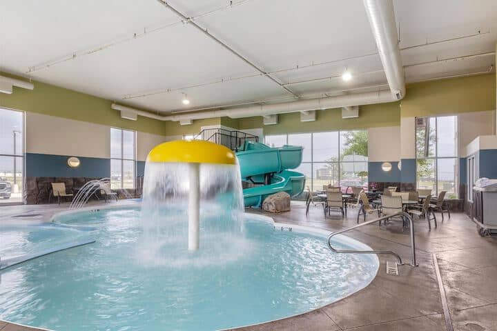 Pool 40 of 58